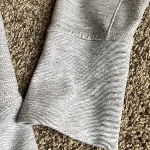 Lululemon Zip Up Sweatshirt/Jacket - Picture 4 of 8